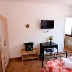 La Casa Dei Girasoli Rum i privatbostad Maracalagonis