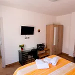 Rum i privatbostad La Casa Dei Girasoli *