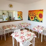 La Casa Dei Girasoli Rum i privatbostad Maracalagonis